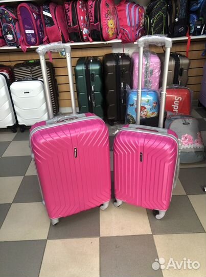 Чемодан на колесах