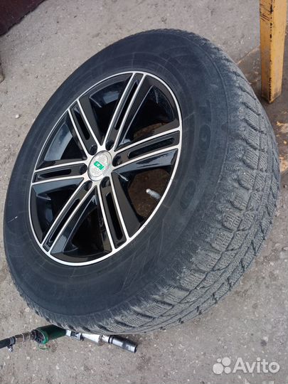 Toyo Observe GSi-5 265/60 R18