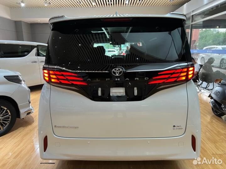 Toyota Alphard 2.5 CVT, 2023, 11 км