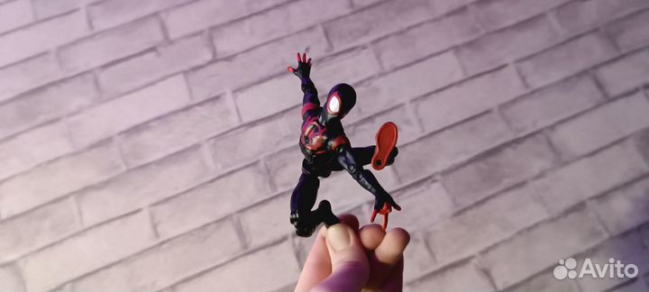 Фигурка Marvel legends Spider-Man Miles Morales