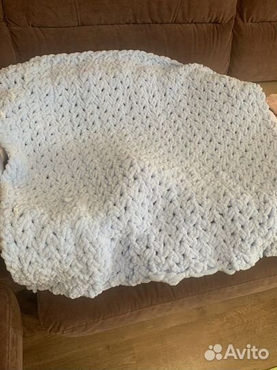 Плед детский вязаный