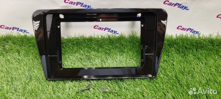 Переходная рамка магнитолы Skoda Oktavia 2013-2017