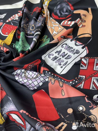 Шелковый платок Chanel