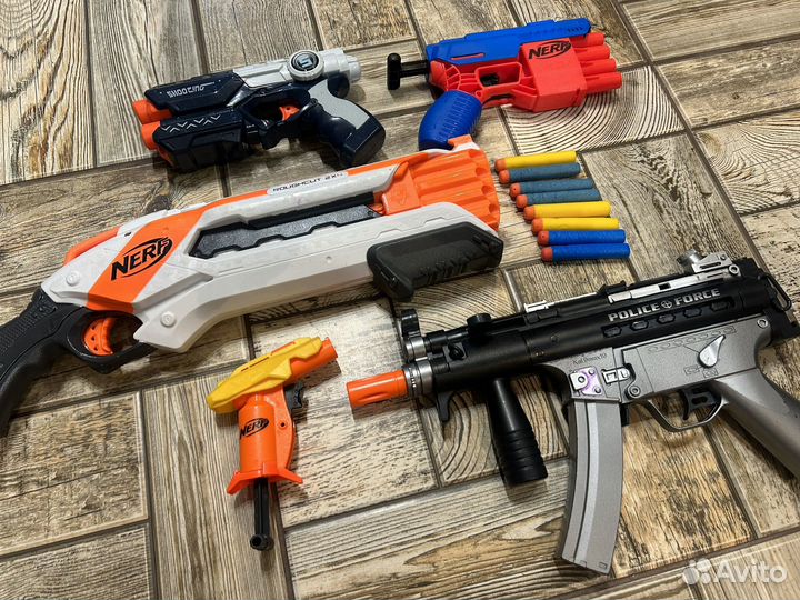 Nerf комплектом, бластеры