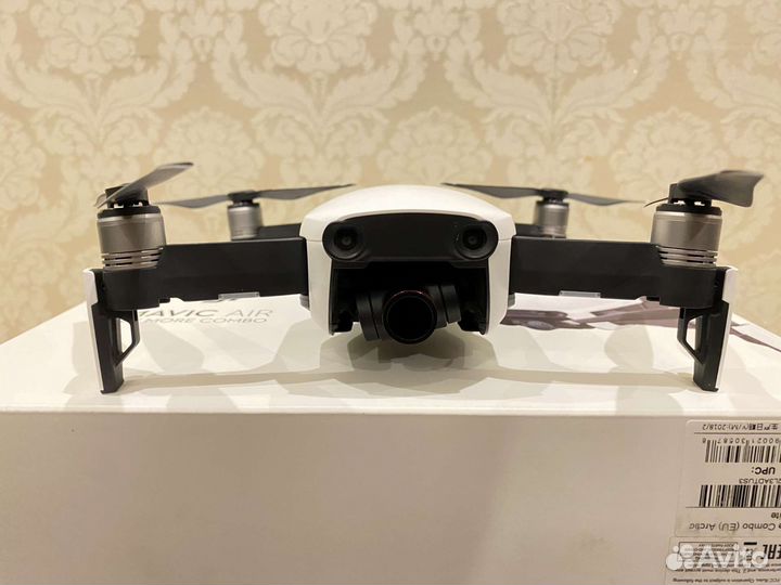 Квадрокоптер DJI Mavic Air fly more combo