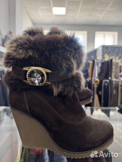 Ботинки женские зимние 39 размера натуральные