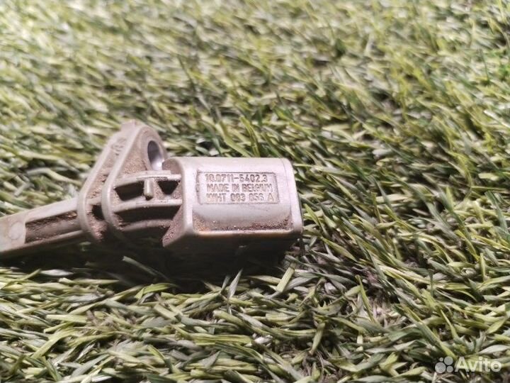 Датчик ABS Audi Q3 8UB cczc 2012