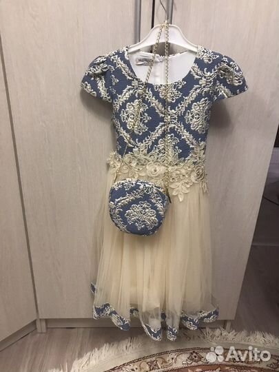 Праздничное платье для девочки