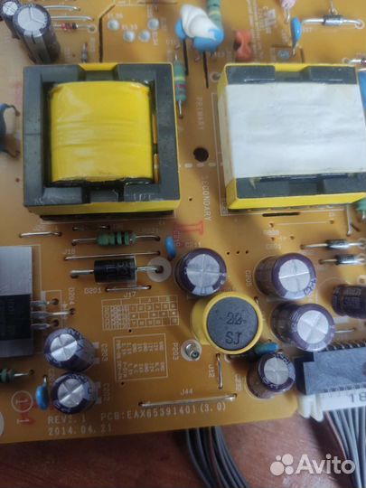 Блок питания и майн LG 32LB563V