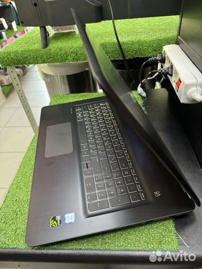 Ноутбук HP Pavilion 17-ab423ur