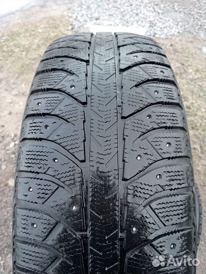 Bridgestone Ice Cruiser 7000 235/60 R18 107T