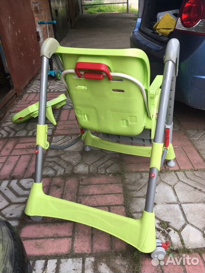 Детский стульчик для кормления