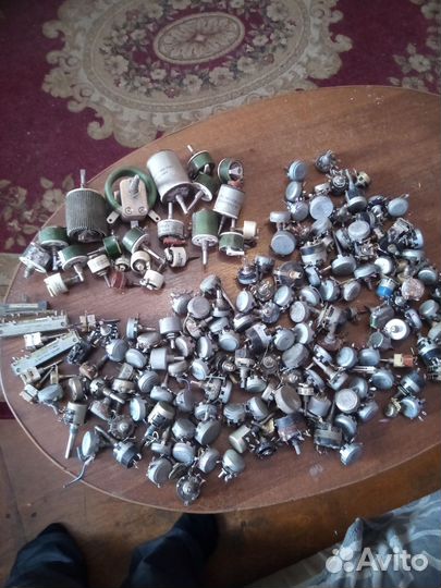 Галетные переключатели. Переменные резисторы СССР