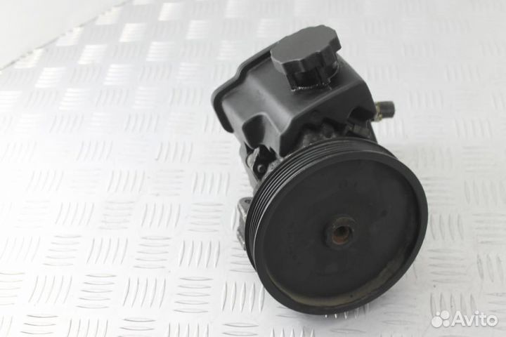 Насос гидроусилителя руля BMW 3 E90/E91/E92/E93