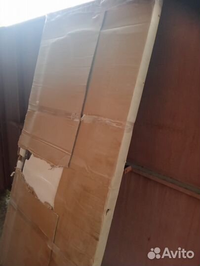 Дверь деревянная