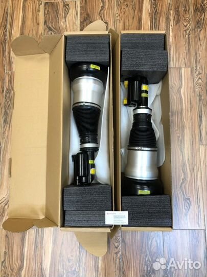 Mercedes пневмостойка правая S-class w222 4matic