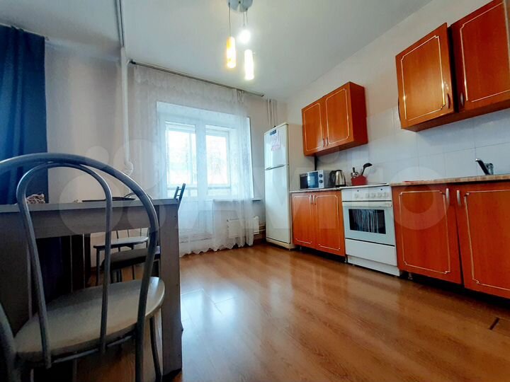 2-к. квартира, 60 м², 5/10 эт.