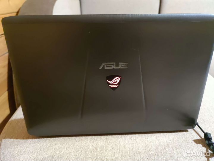 Игровой ноутбук Asus ROG gl752v