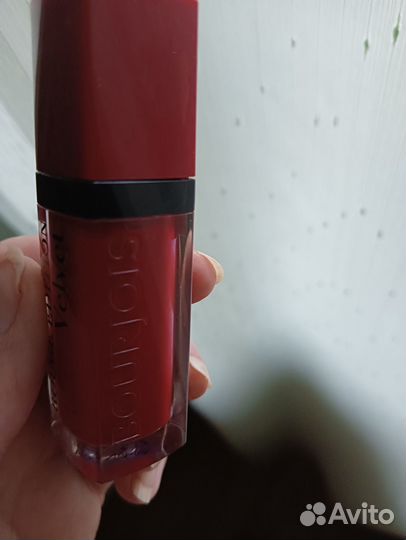 Bourjois rouge edition velvet помада