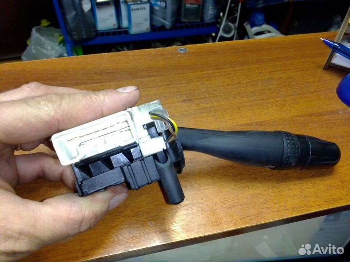 Переключатель света, омывателя подрулевой Фав В5