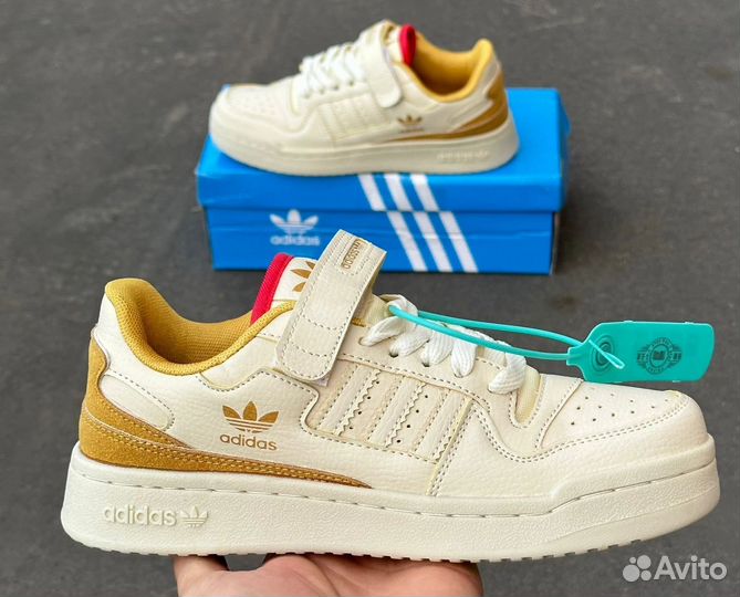 Кроссовки adidas