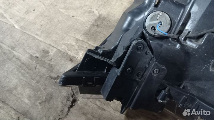 Комплект фар Mitsubishi Mitsubishi Outlender 3