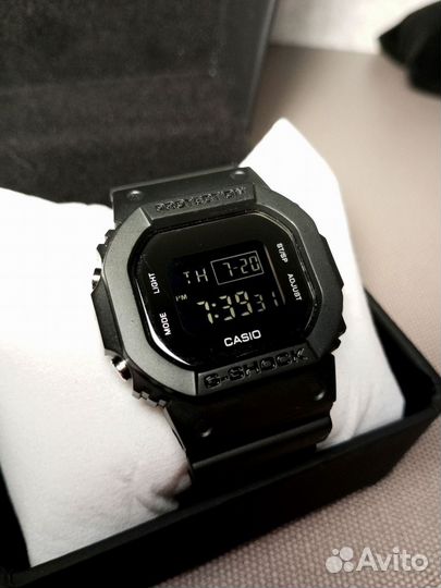 Наручные часы Casio G-Shock