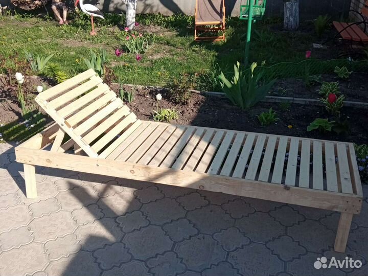 Шезлонг для дачи