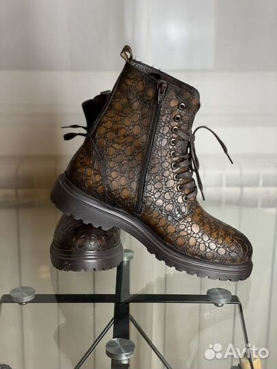 Ботинки высокие коричневые Tetri новые 43