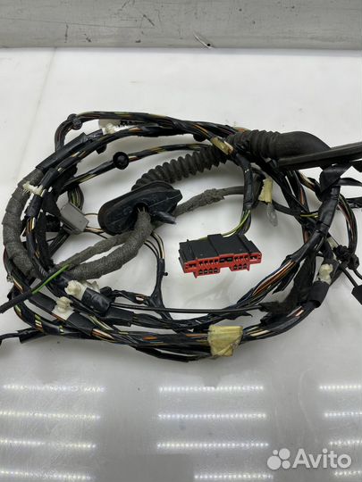 Проводка крышки багажника Ford Focus 2 хэтчбек