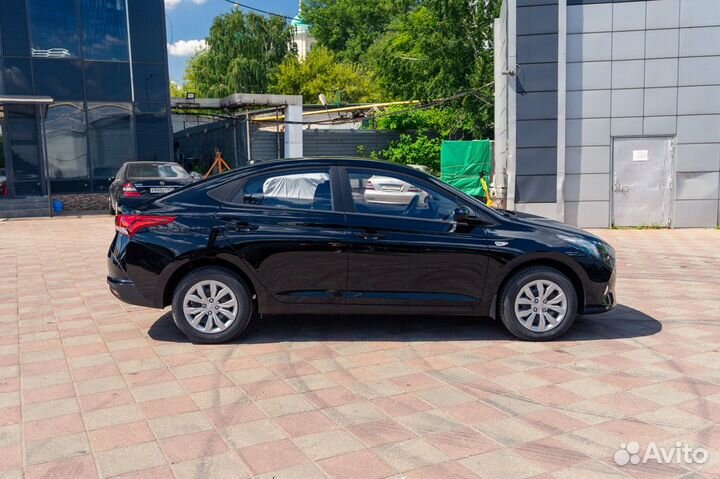 Hyundai Solaris 1.6 AT, 2024, 15 км