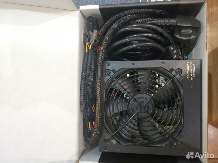 Продам блок питания Thermaltake TR2 S 600W