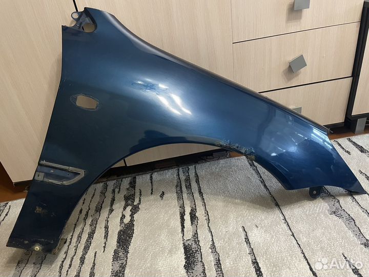 Крыло правое Lancer 9