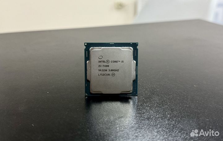 Процессор Intel Core i5-77400 LGA1151