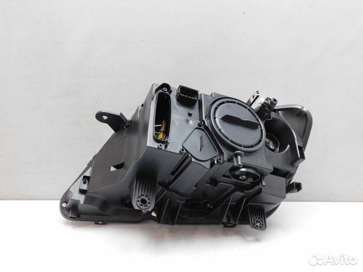 Фара правая BMW X3