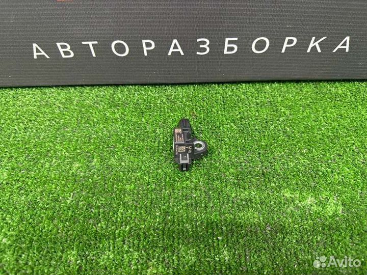 Датчик удара боковой Infiniti Qx50 J55 2.0