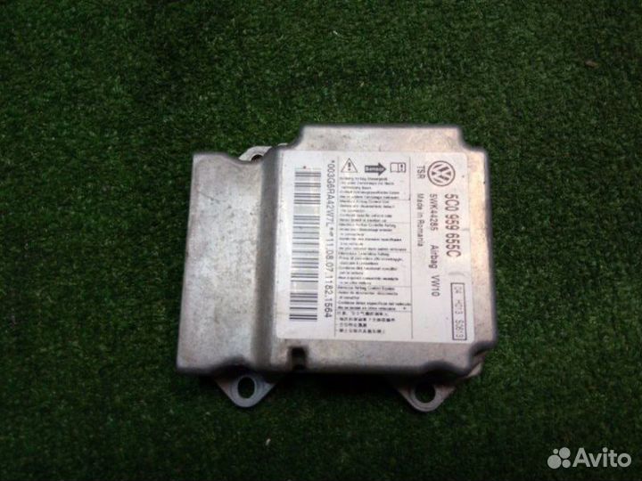 Блок управления подушками безопасности Volkswagen