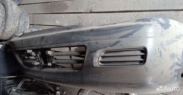 Бампер передний Toyota Townace