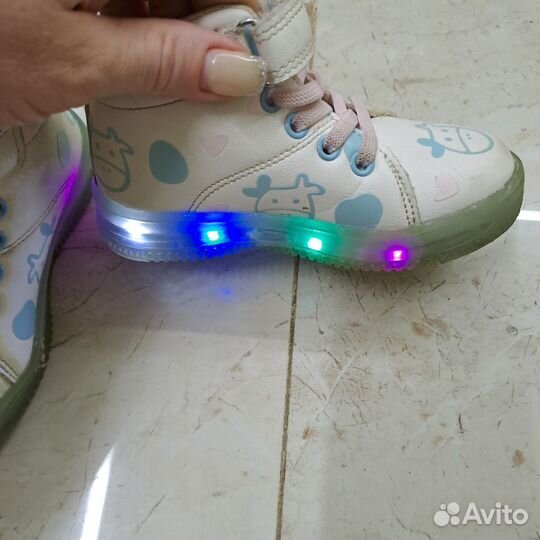 Ботинки детские 24 размер