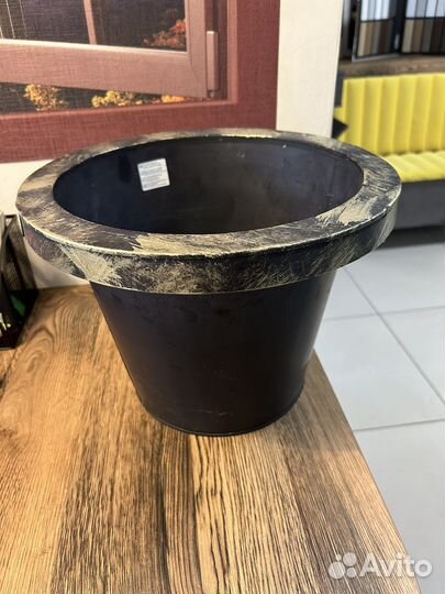 Кашпо для цветов напольное