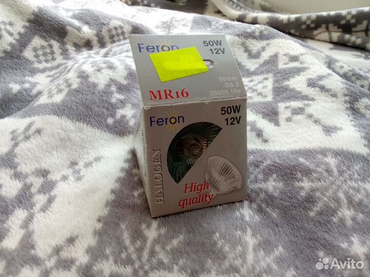 Лампочки галогеновые, крепления к ним