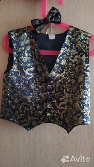 Жилет с бабочкой, 