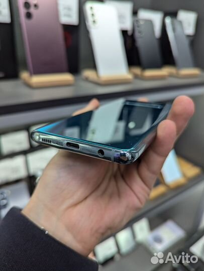 Samsung Galaxy S10, 8/128 ГБ