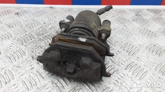 Суппорт тормозной передний правый volkswagen jetta