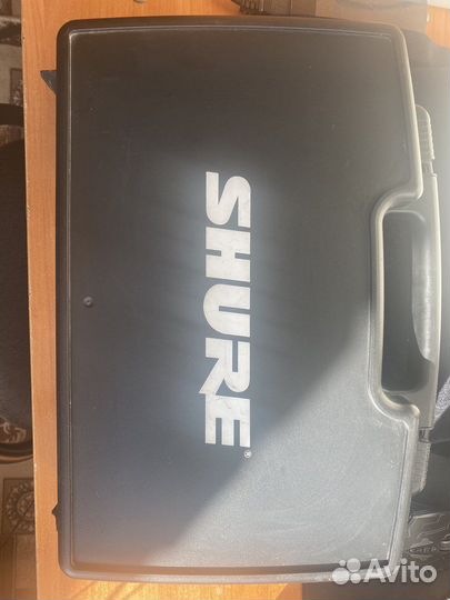 Радиомикрофон,радиосистема,петличка Shure