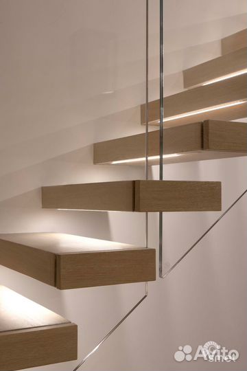 Консольные парящие лестницы