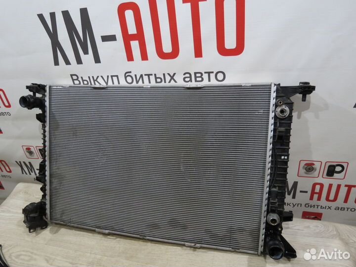 Радиатор охлаждения Porsche Macan