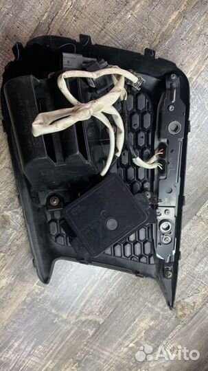 Накладка бампера левая с ходовым огнем(оригинал)