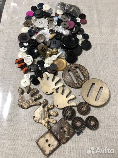 Пуговицы