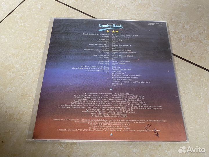 LP пластинка Country Roads